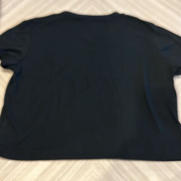 Sub_Urban Riot Women’s Black T-Shirt with Red Heart in Pocket - Picture 8 of 8